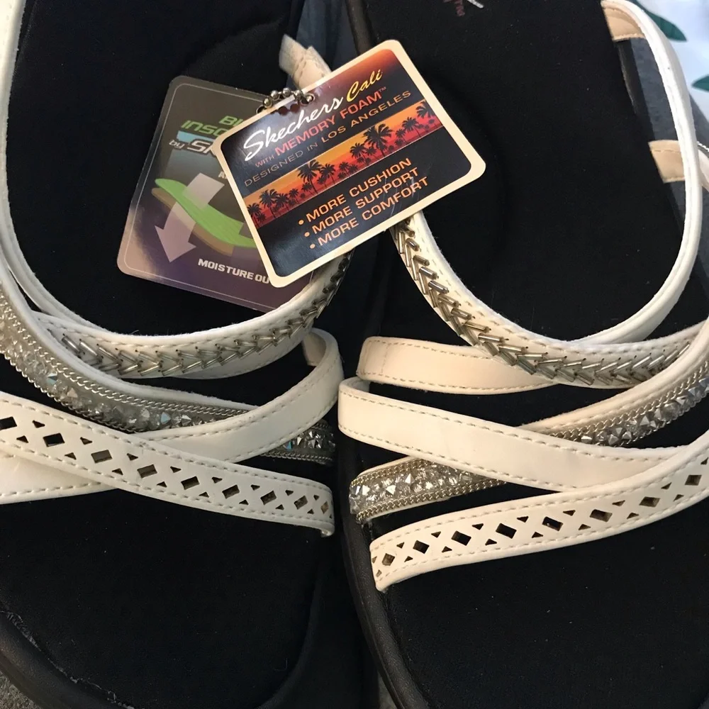 Skechers Memory Foam CALI Strappy Bling Sparkly Wedge Sandals NEW Size 9 39 - Picture 4 of 10